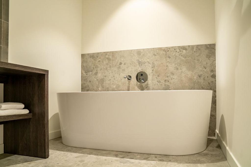 Boutique Hotel Annamaes, Maastricht-Hoge Kempen ลานาเคน ภายนอก รูปภาพ