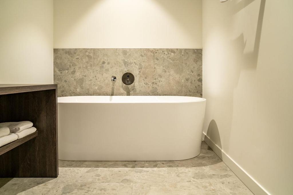 Boutique Hotel Annamaes, Maastricht-Hoge Kempen ลานาเคน ภายนอก รูปภาพ